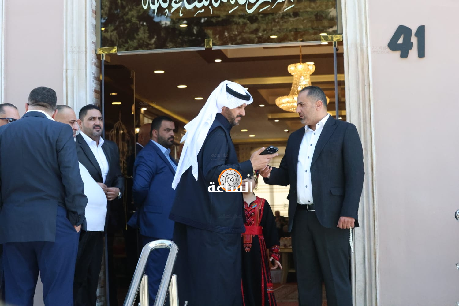 Madar Al-Saa Images 0.22322832042246288