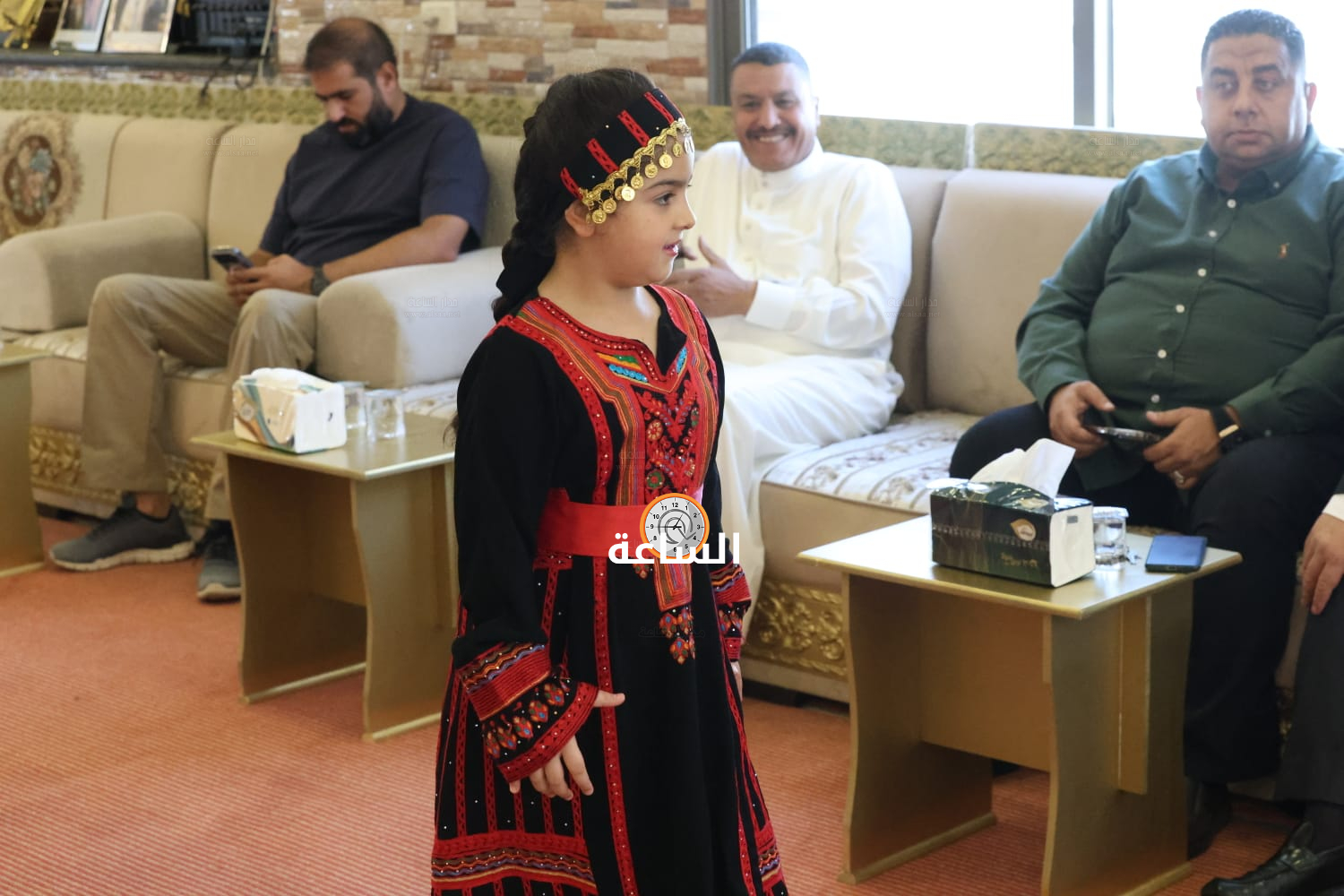 Madar Al-Saa Images 0.9597470878339944