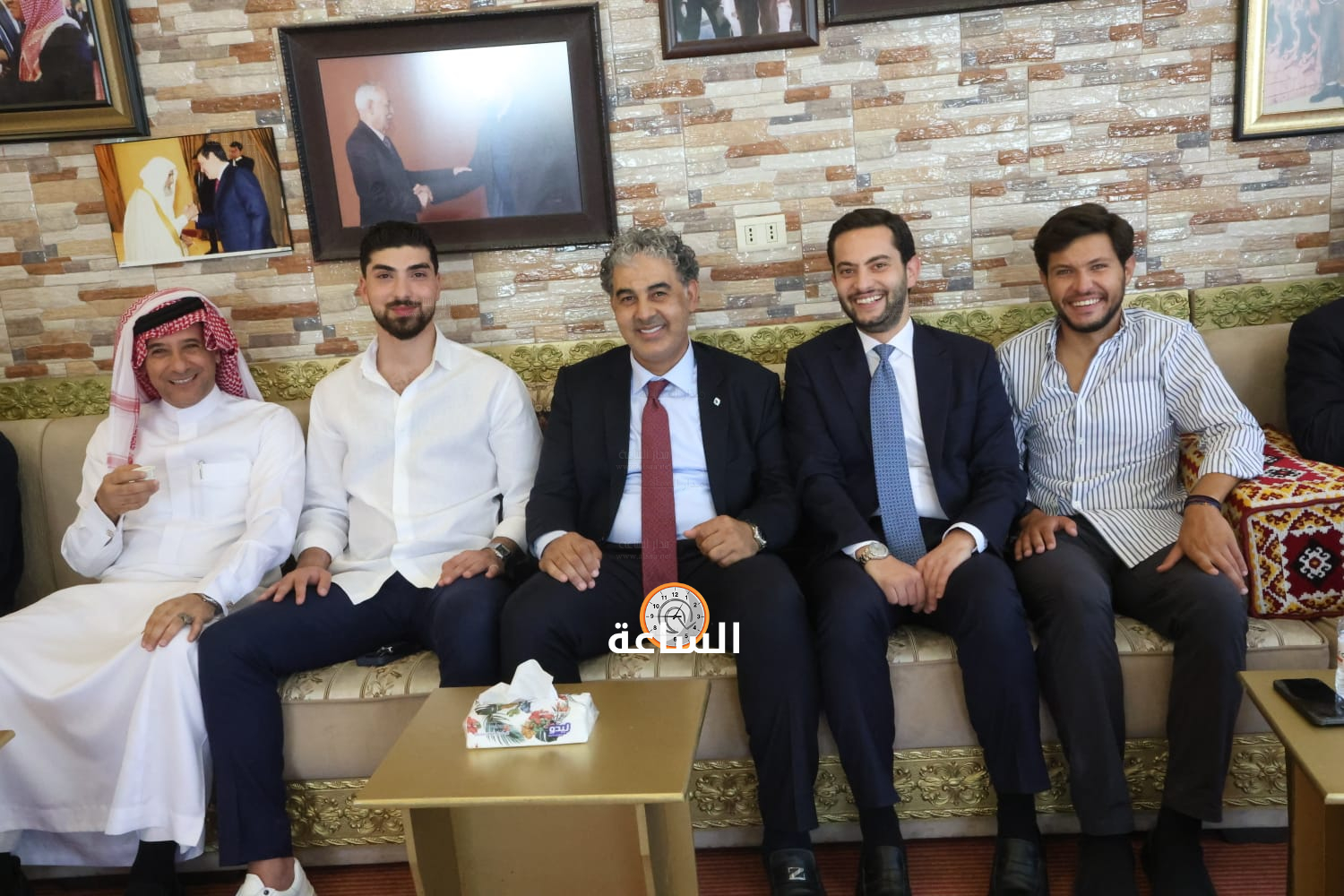 Madar Al-Saa Images 0.8141592863347468