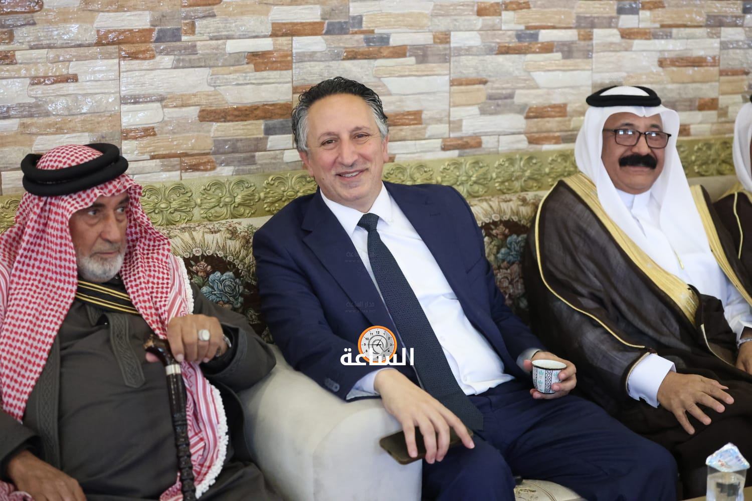 Madar Al-Saa Images 0.37369640158538364