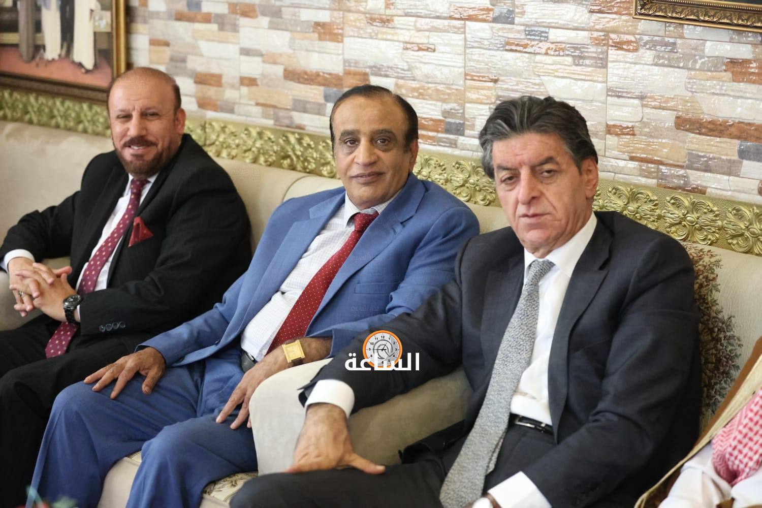 Madar Al-Saa Images 0.03734280581544469