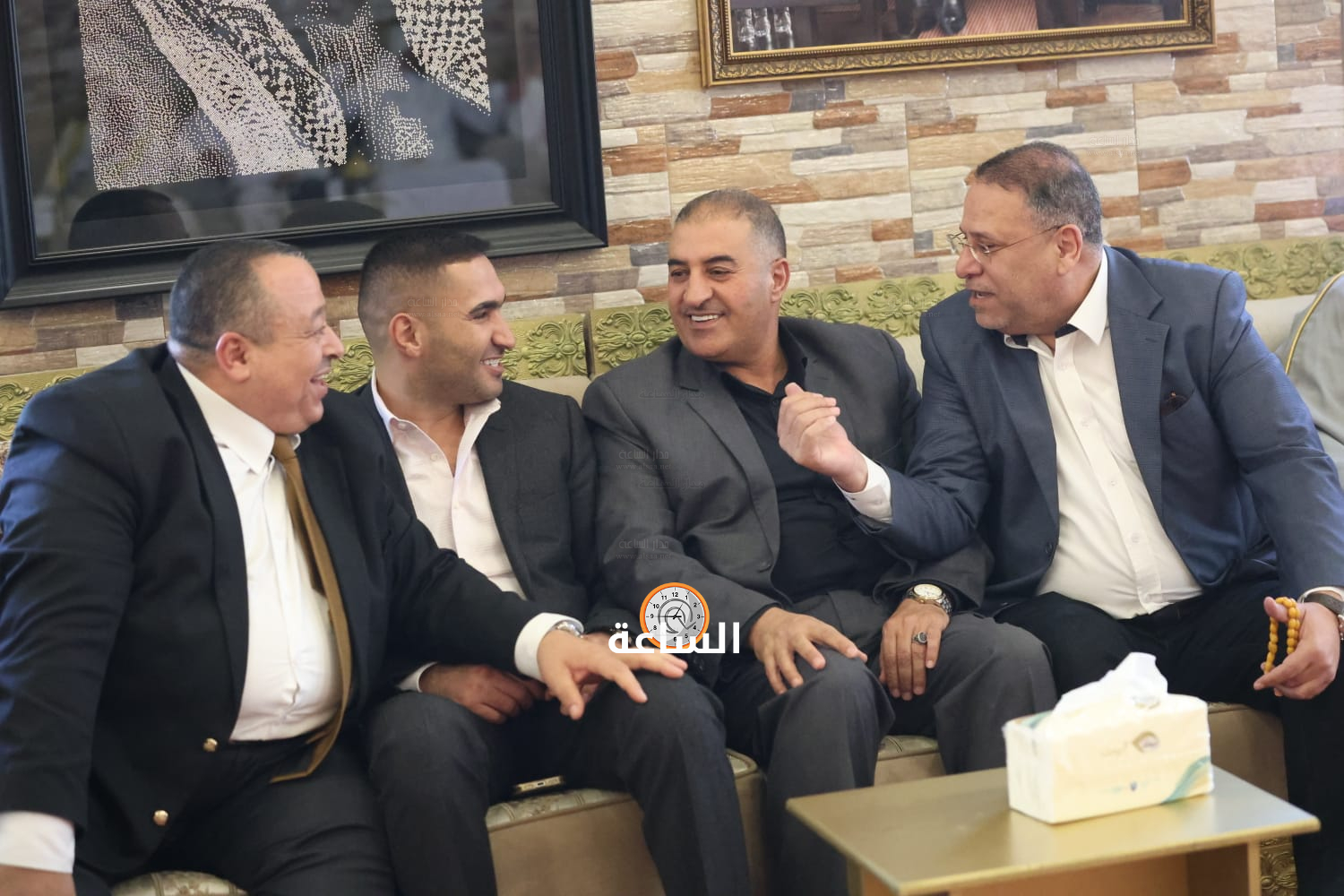 Madar Al-Saa Images 0.16332667496494813