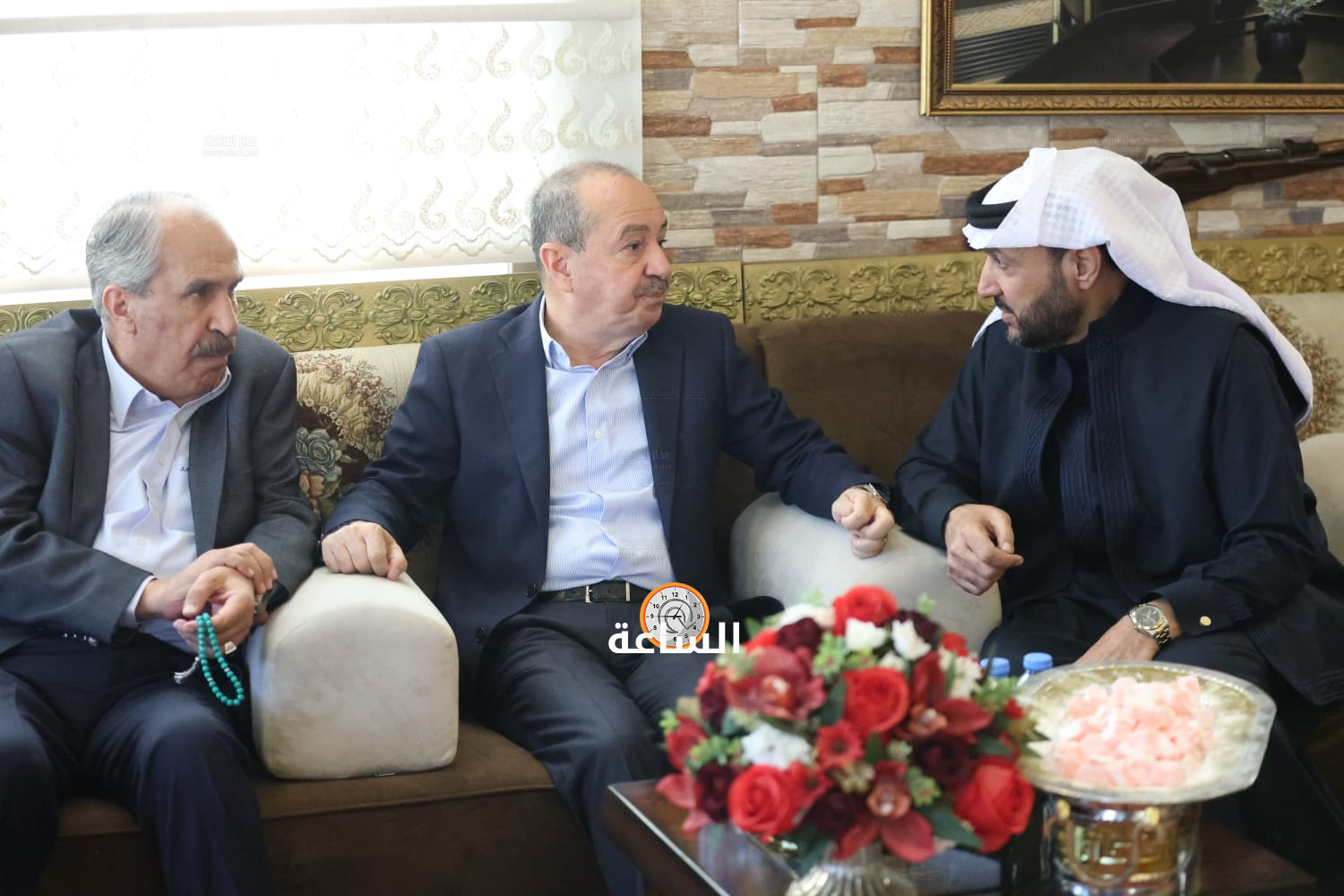 Madar Al-Saa Images 0.3564779400509348