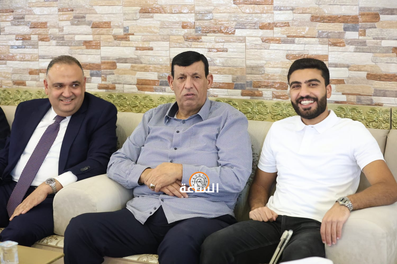 Madar Al-Saa Images 0.9380175453808672
