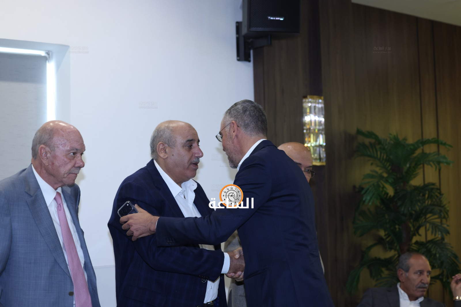 Madar Al-Saa Images 0.8099742645660247