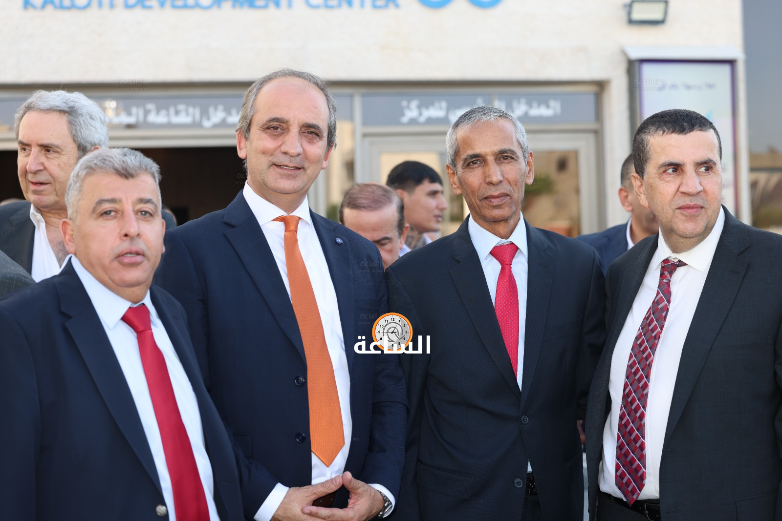 Madar Al-Saa Images 0.9672887545211857