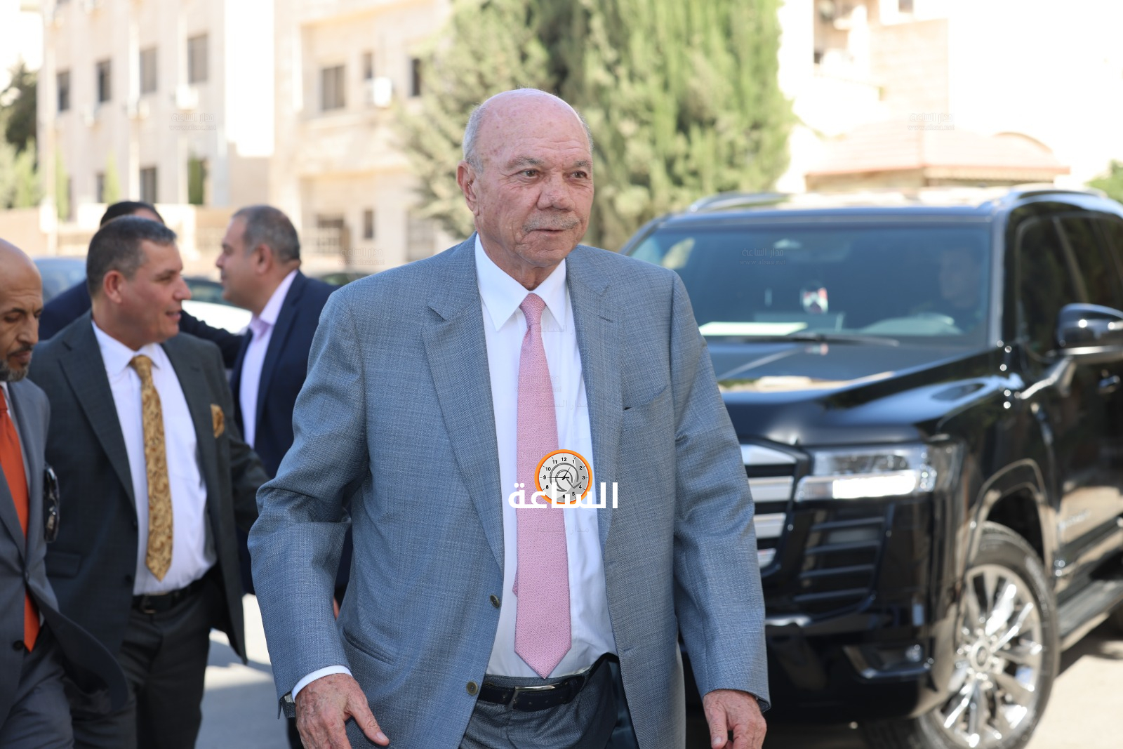 Madar Al-Saa Images 0.7790512273461615