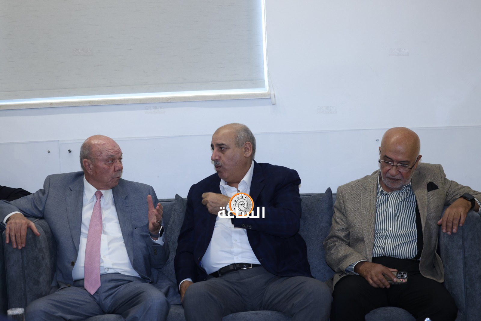 Madar Al-Saa Images 0.23767216335939945