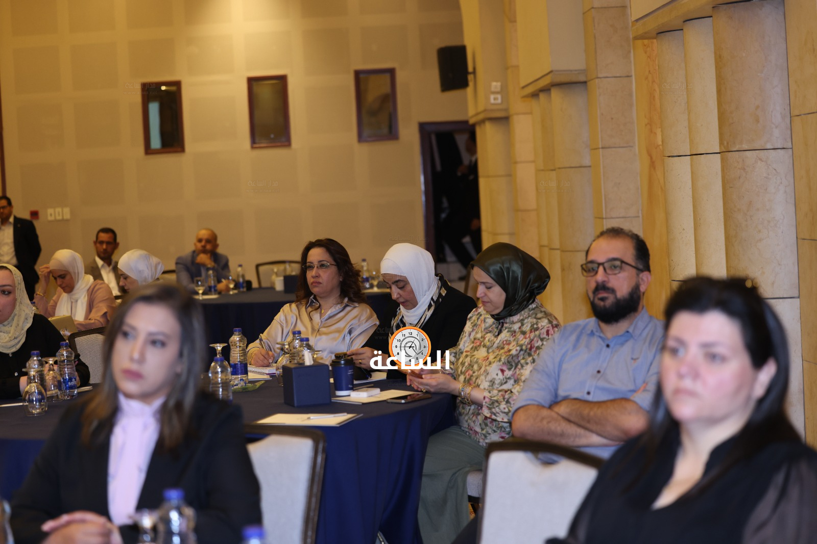 Madar Al-Saa Images 0.7505933367369862