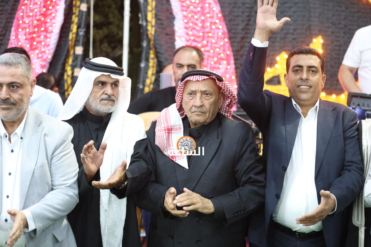 Madar Al-Saa Images 0.028056913737687372