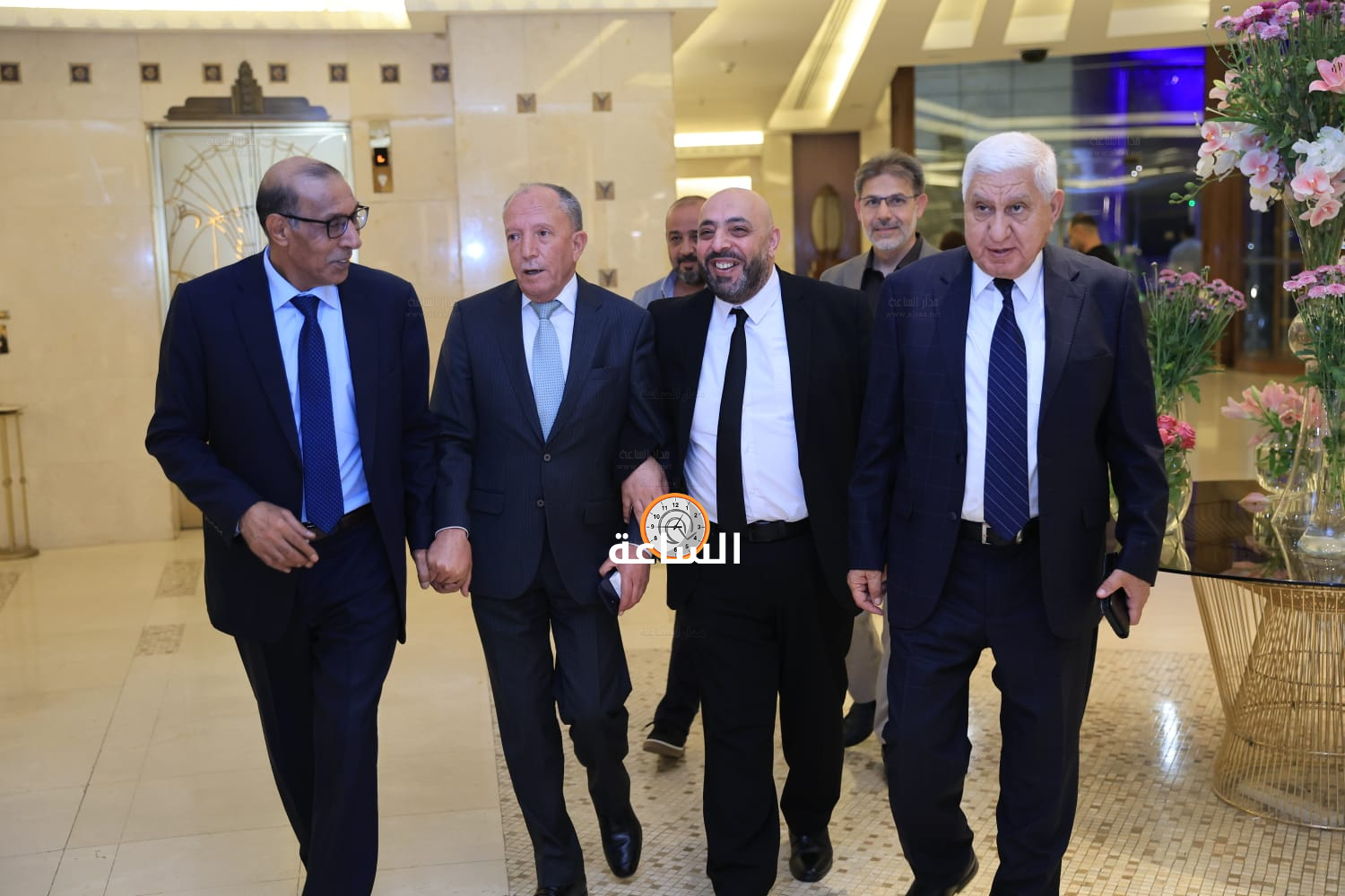 Madar Al-Saa Images 0.887984037850432