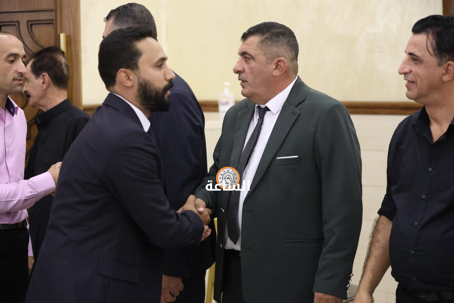 Madar Al-Saa Images 0.38767648303001634