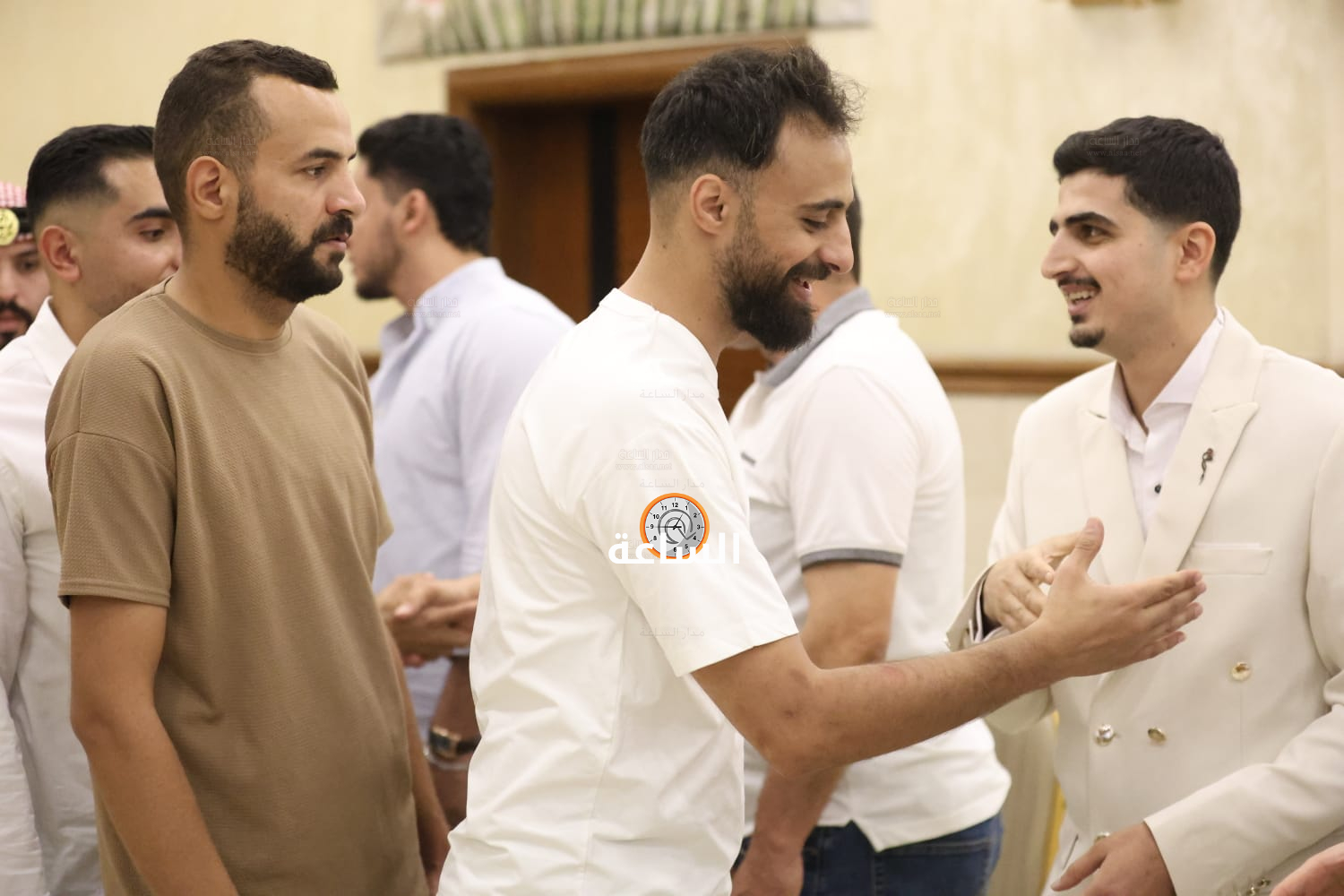 Madar Al-Saa Images 0.9275865168569716