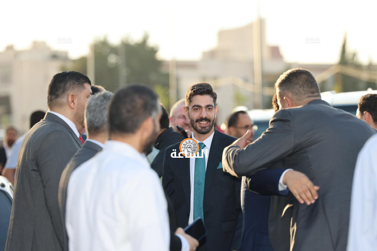 Madar Al-Saa Images 0.3493340837776785