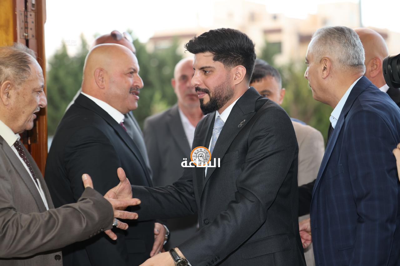 Madar Al-Saa Images 0.423856583953764