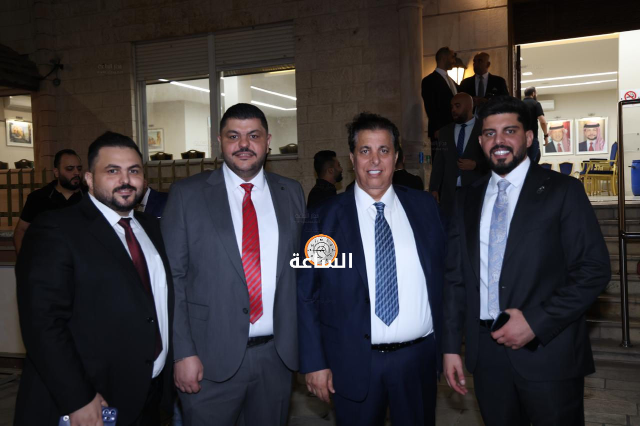 Madar Al-Saa Images 0.6843318006388919