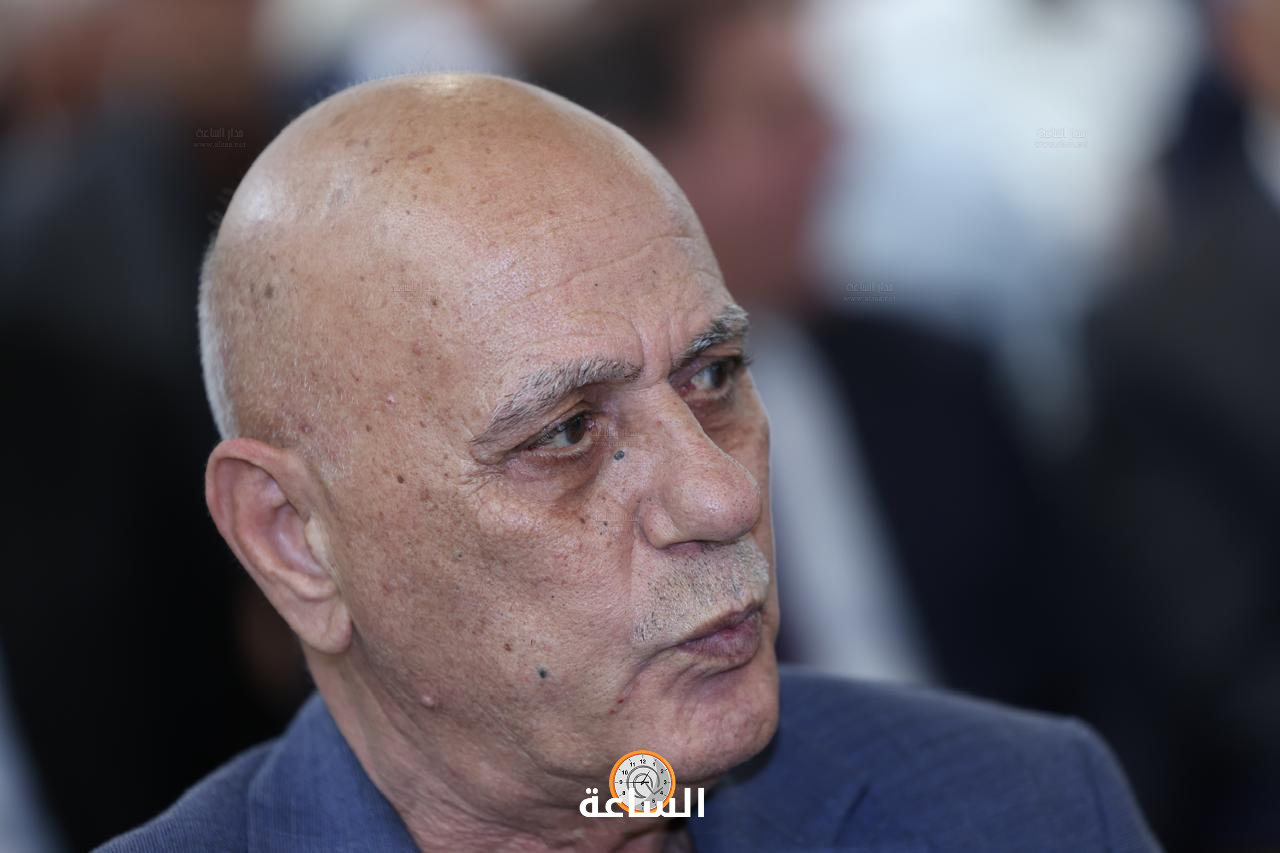 Madar Al-Saa Images 0.11103945695936934