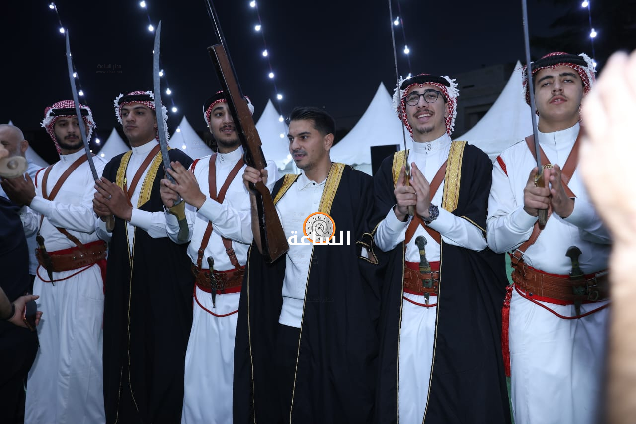 Madar Al-Saa Images 0.9913398029713628