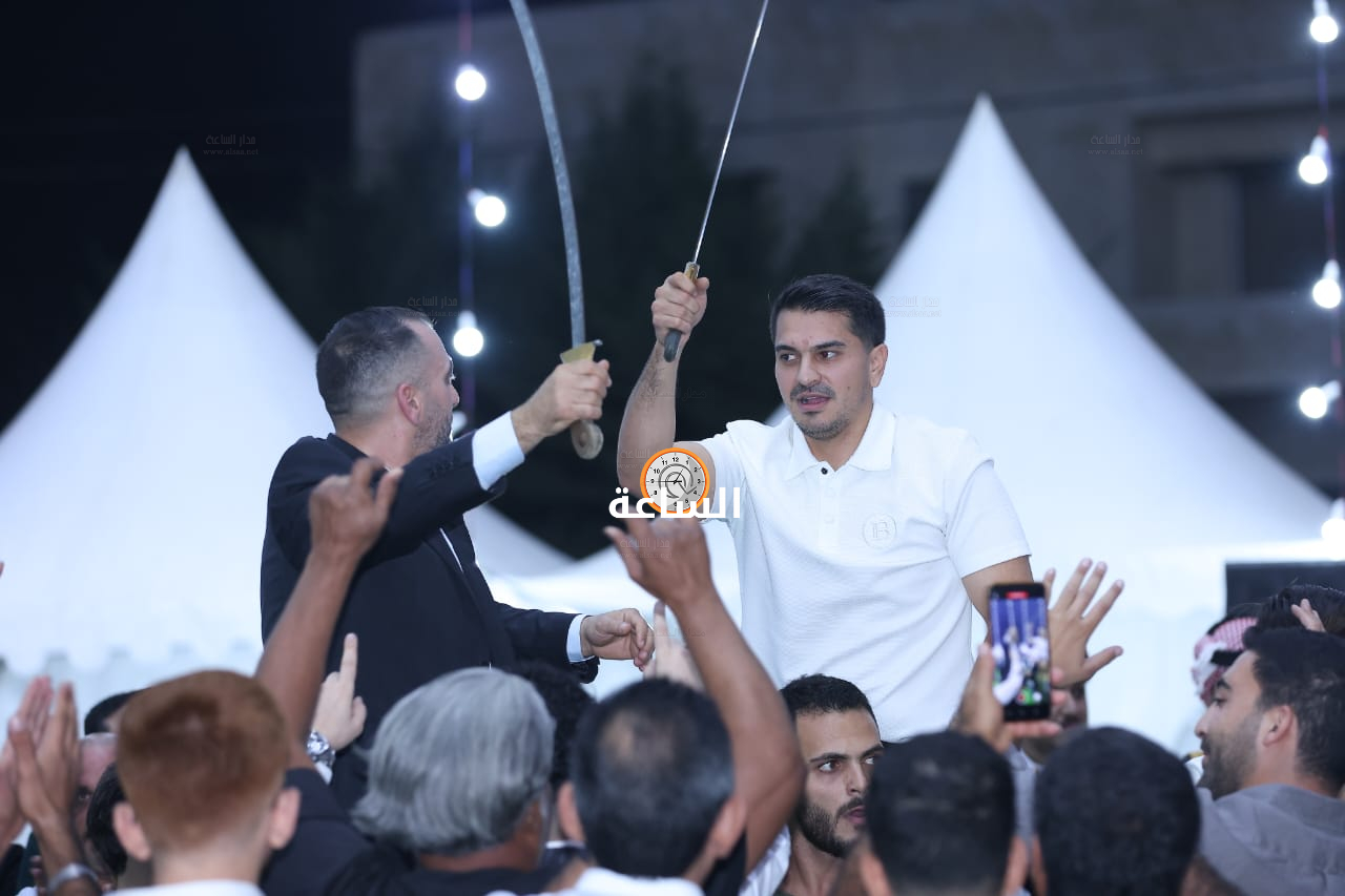 Madar Al-Saa Images 0.5592291472551142