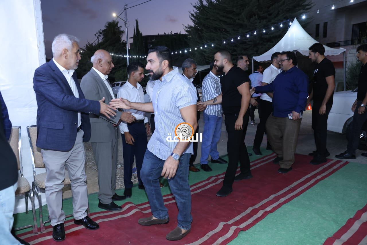 Madar Al-Saa Images 0.7797688168724332