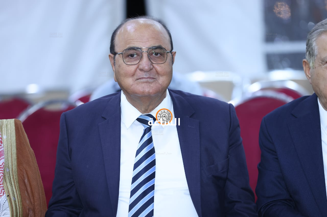 Madar Al-Saa Images 0.4642250442326319