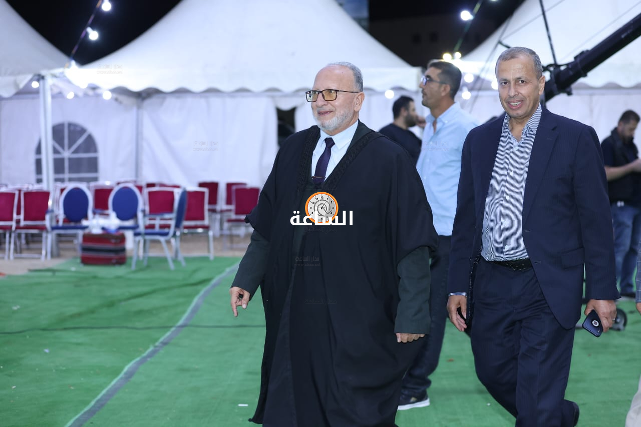 Madar Al-Saa Images 0.044278844136383944