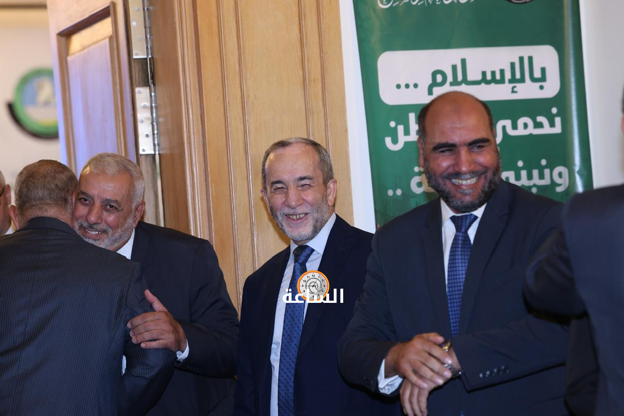 Madar Al-Saa Images 0.046997559547101275