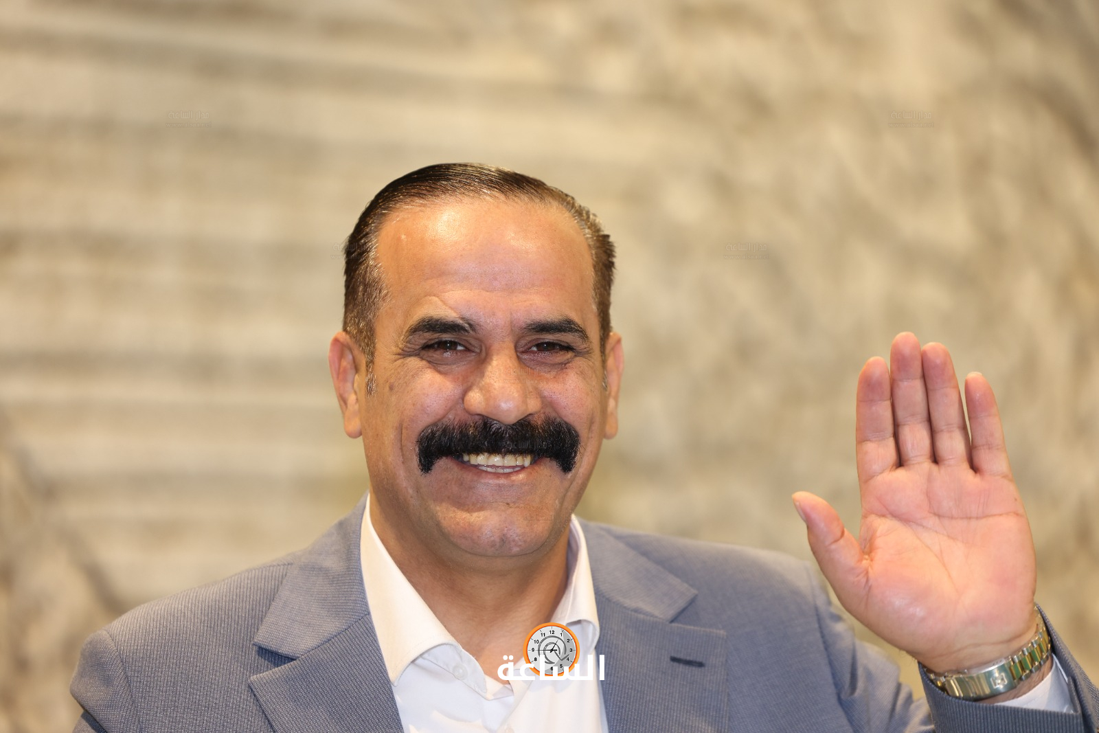 Madar Al-Saa Images 0.3037542832636133