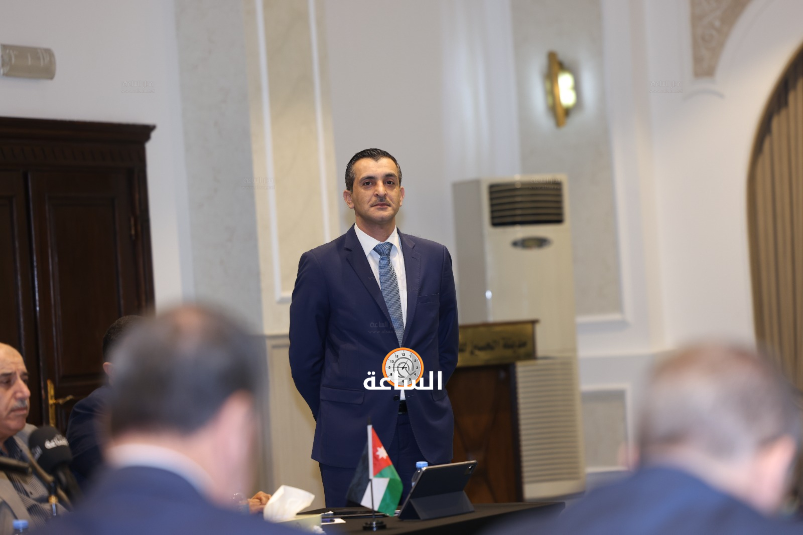 Madar Al-Saa Images 0.49800083782888815