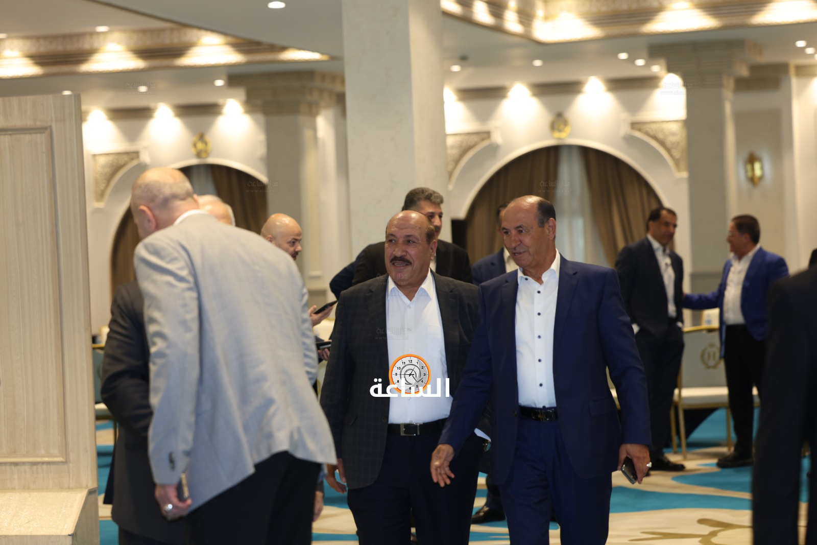 Madar Al-Saa Images 0.5409853511036994