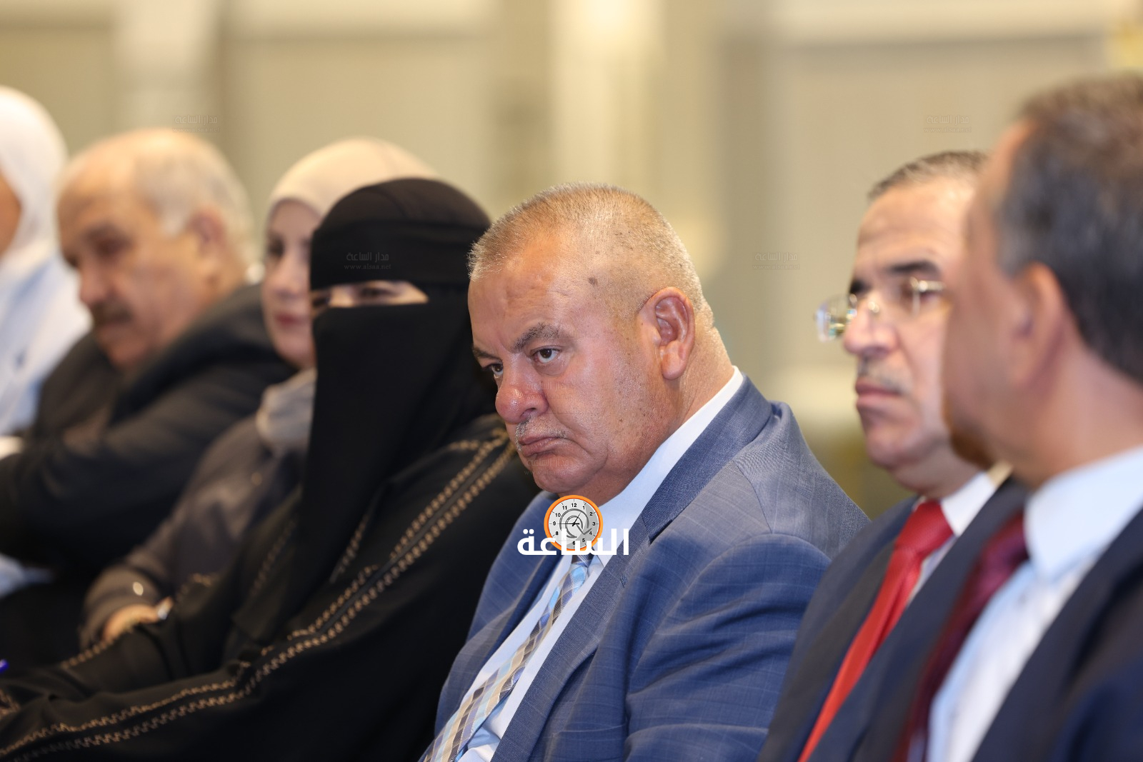 Madar Al-Saa Images 0.3980957484364578