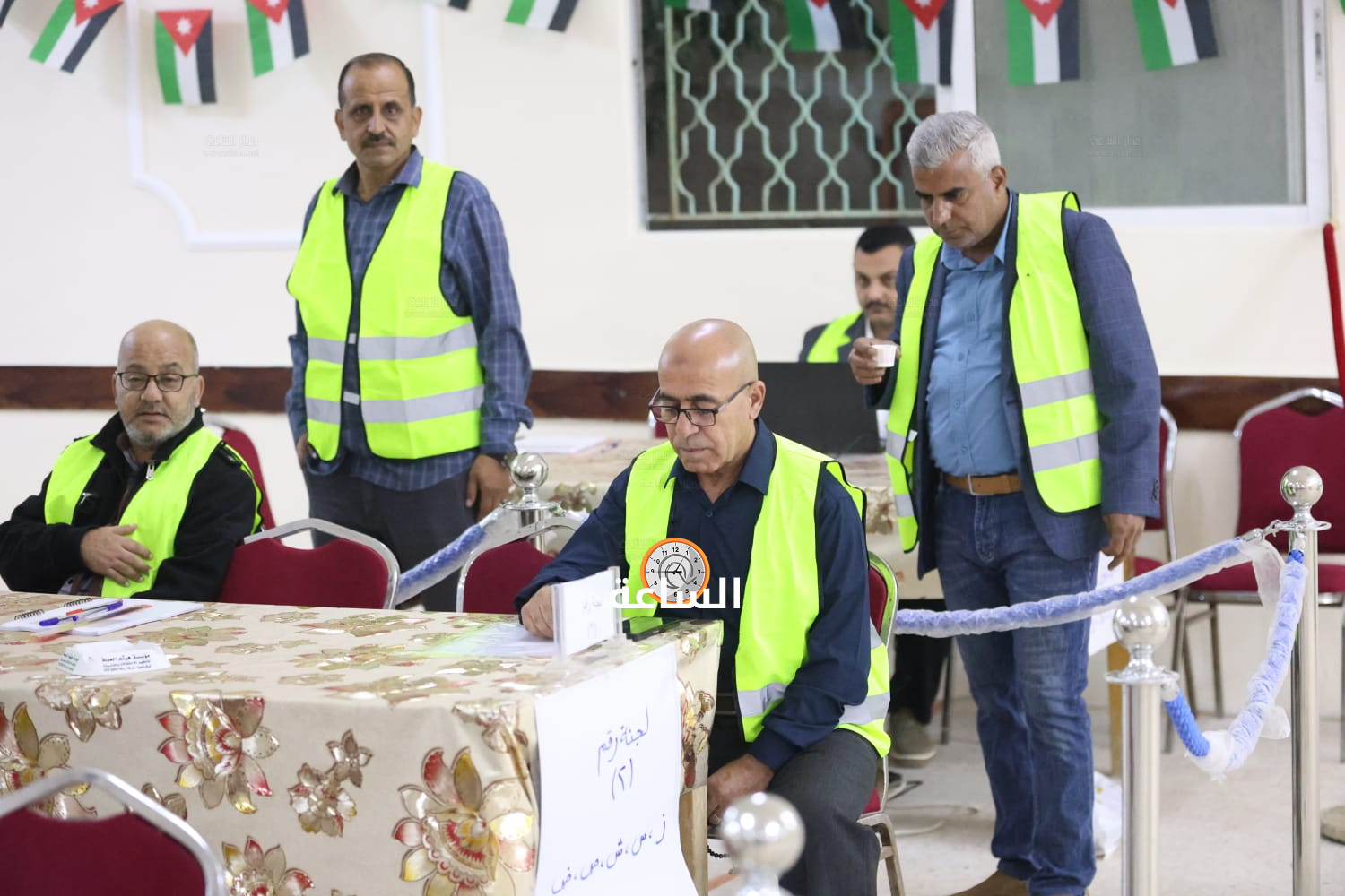 Madar Al-Saa Images 0.27722440066345067