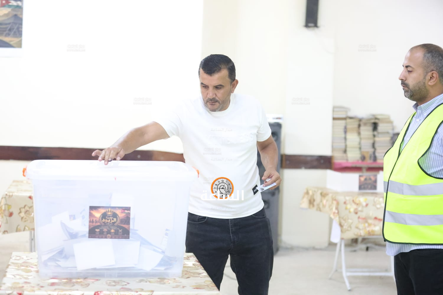 Madar Al-Saa Images 0.19733731737492766