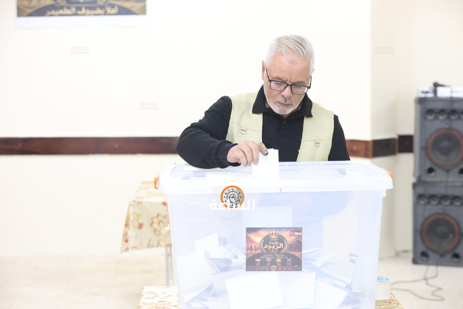 Madar Al-Saa Images 0.9653232432220114