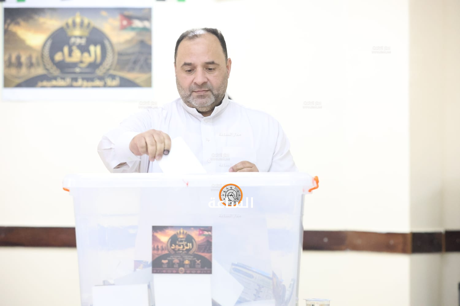 Madar Al-Saa Images 0.1837268324507949