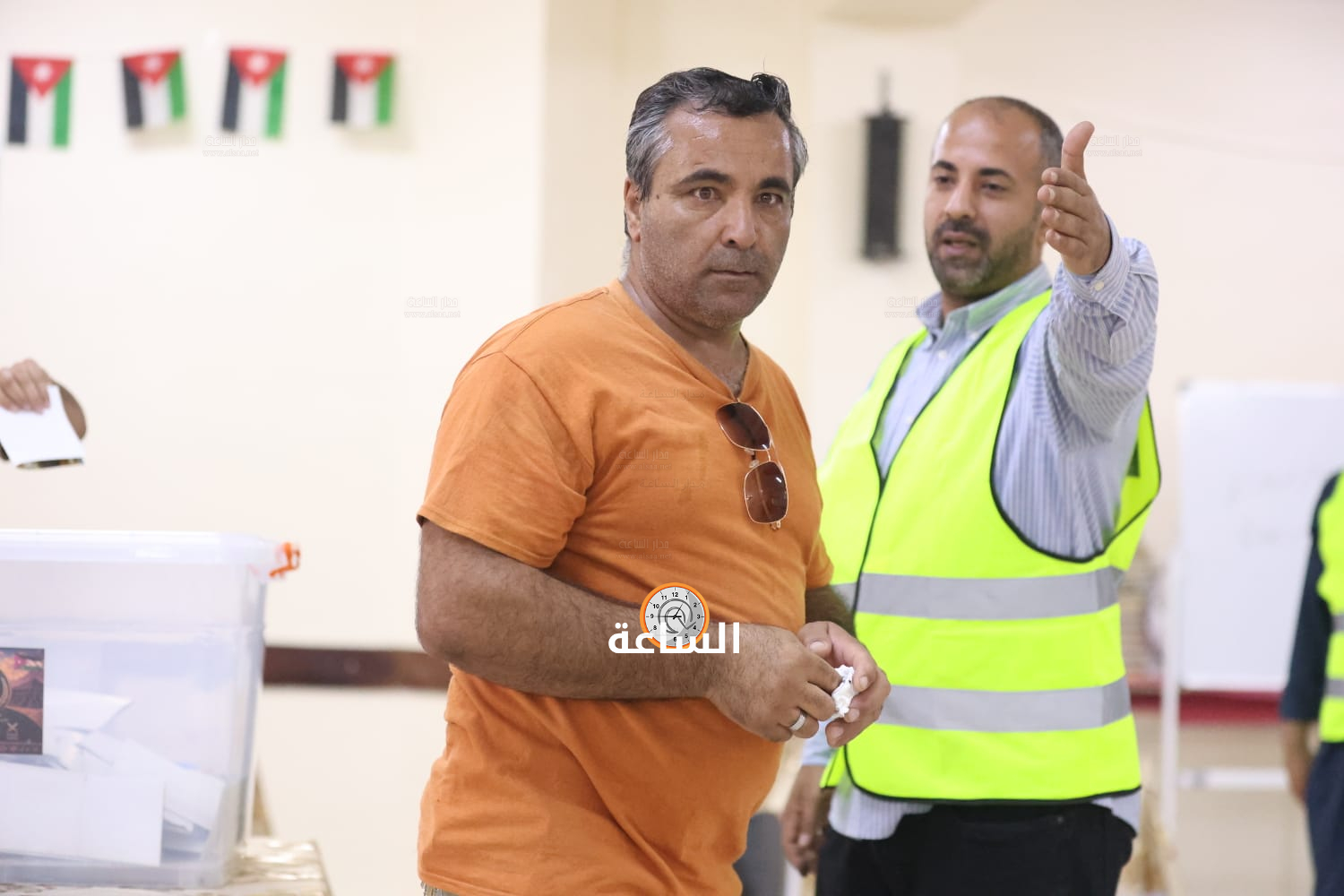 Madar Al-Saa Images 0.17445689257608