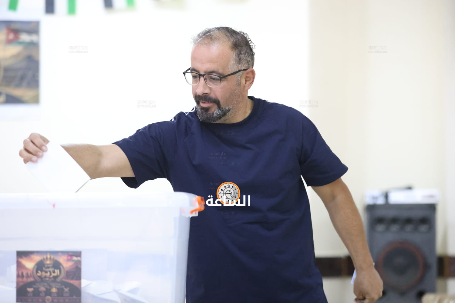 Madar Al-Saa Images 0.35820689016327856