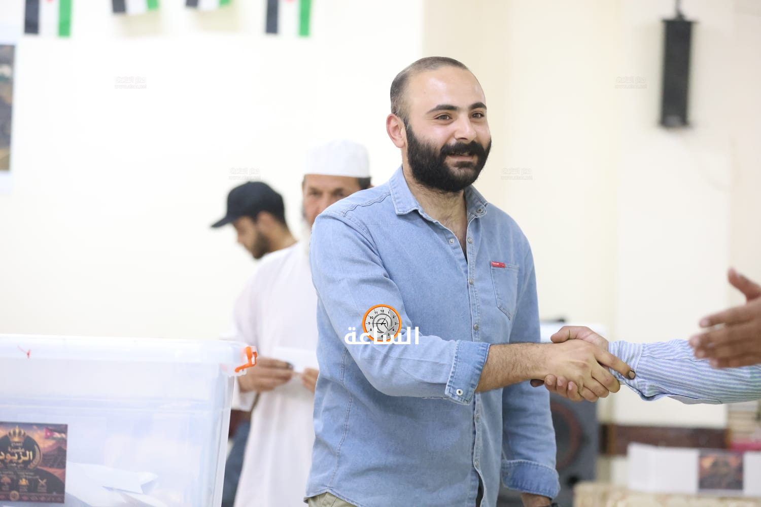 Madar Al-Saa Images 0.5768809801546242