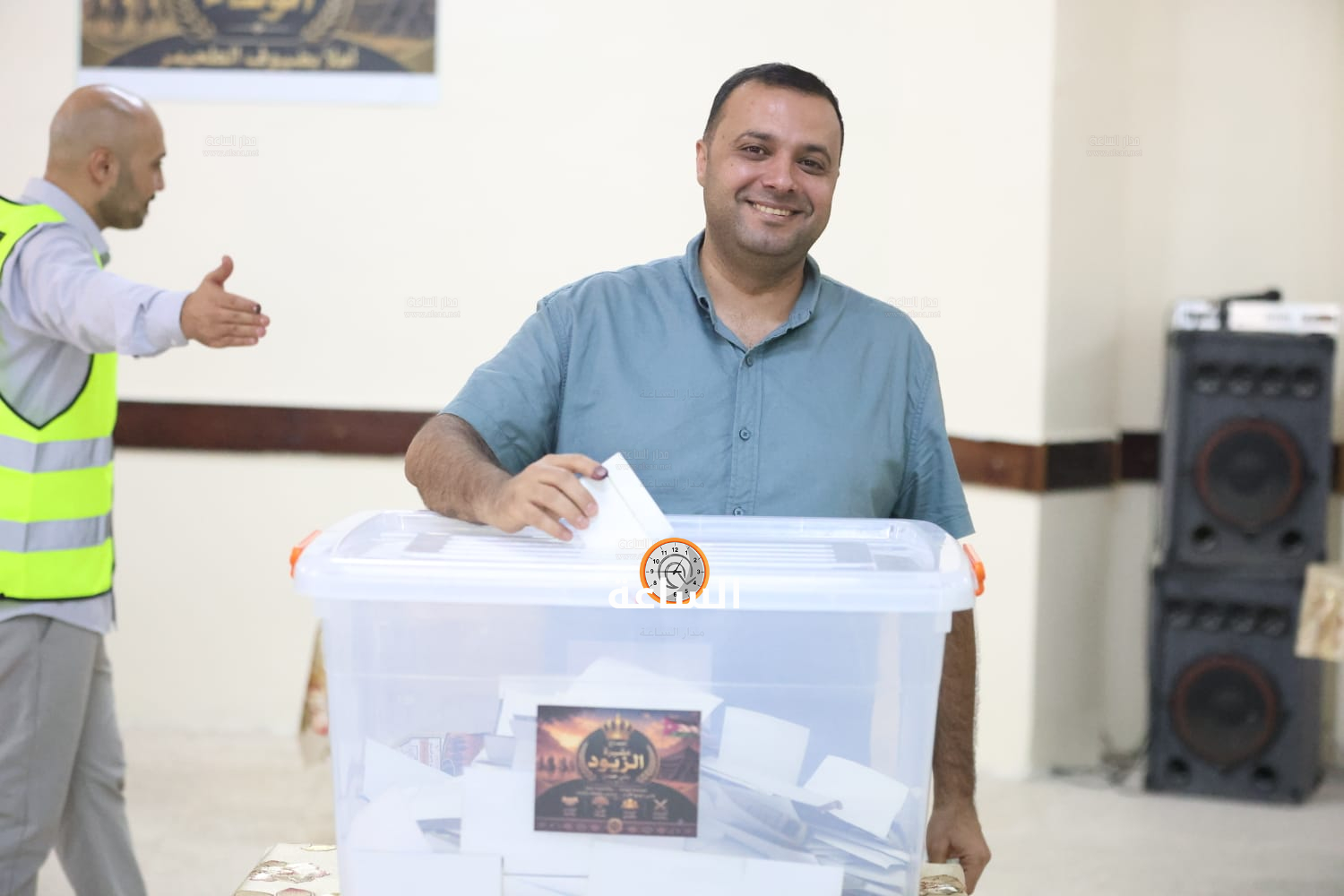 Madar Al-Saa Images 0.020729210081020022