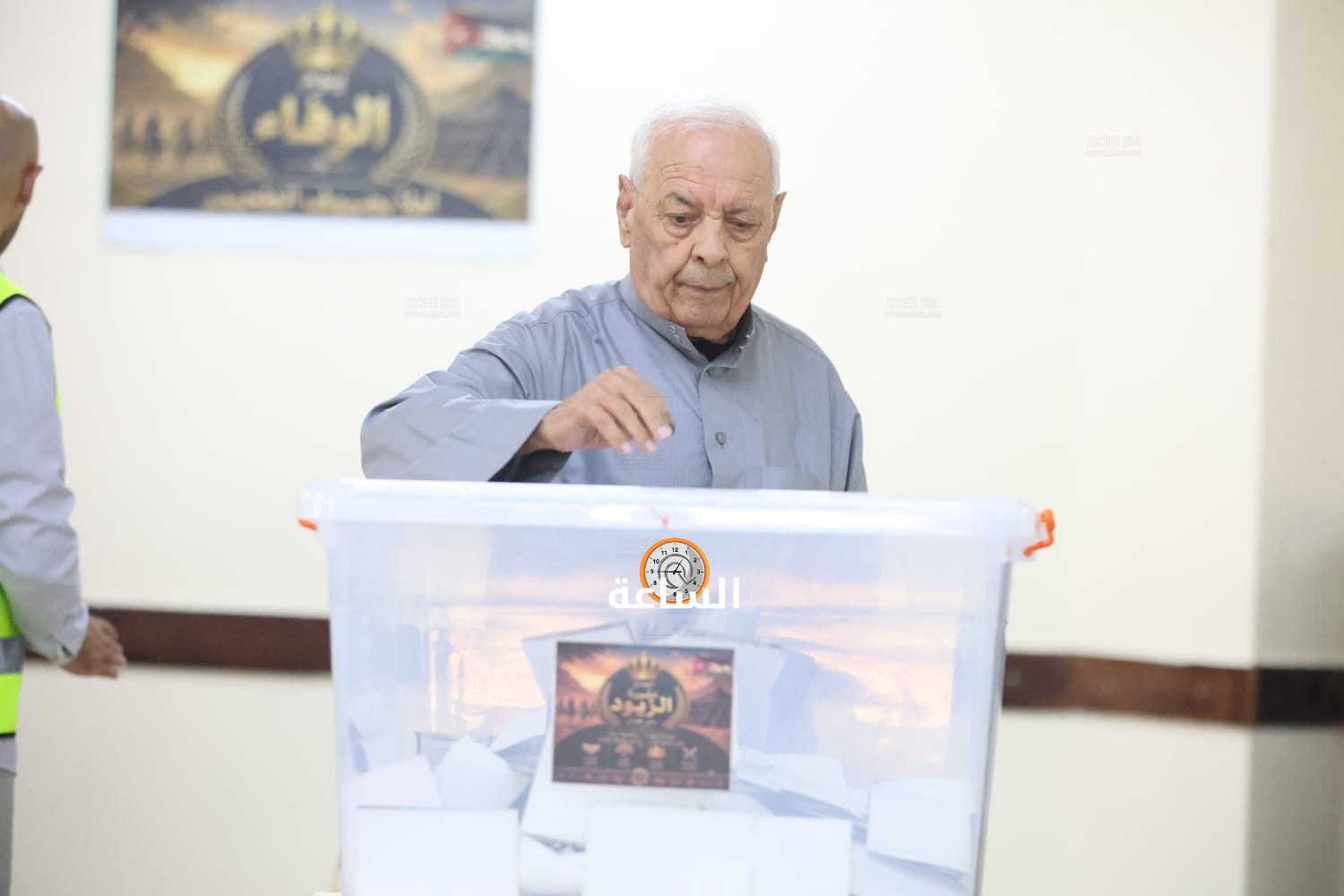 Madar Al-Saa Images 0.1504414001348231