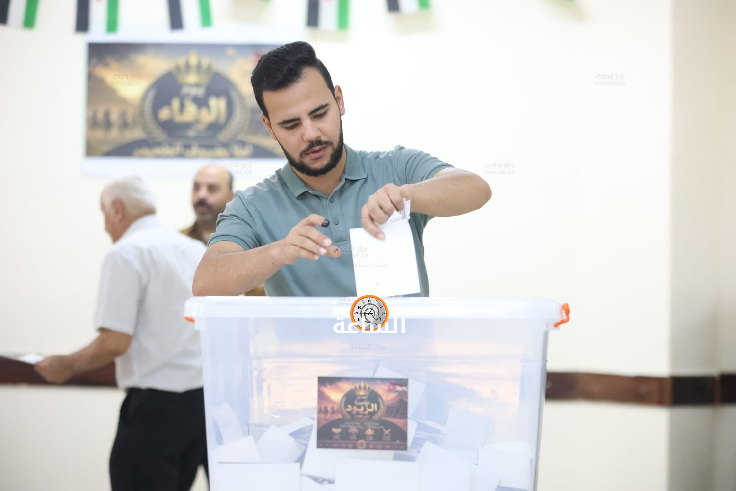Madar Al-Saa Images 0.30644556270481293