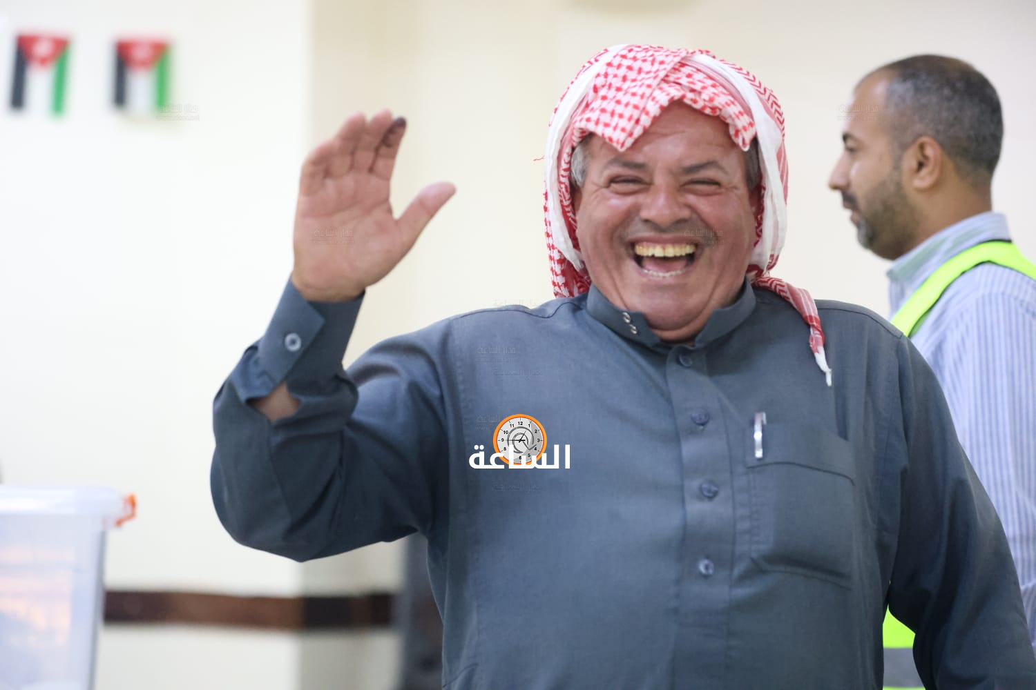 Madar Al-Saa Images 0.4877408030584053