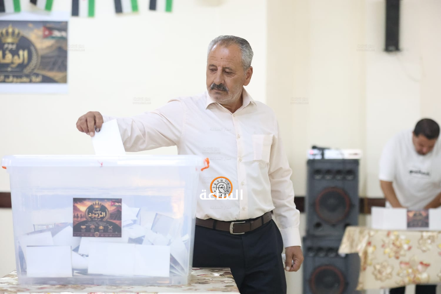 Madar Al-Saa Images 0.14302792564418032