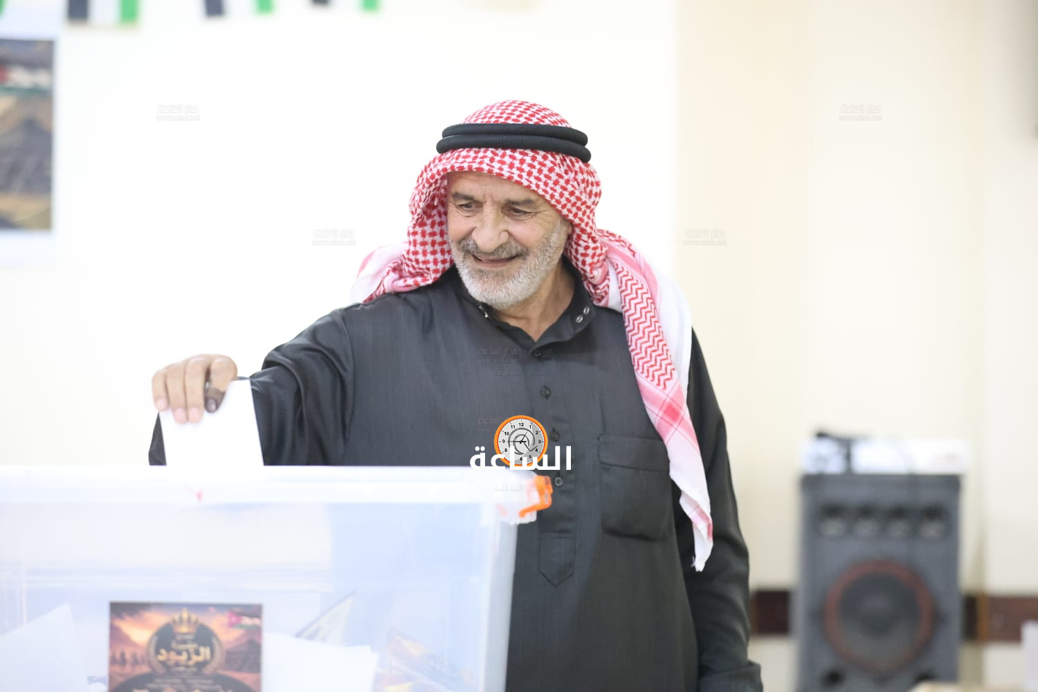 Madar Al-Saa Images 0.8753896597811565