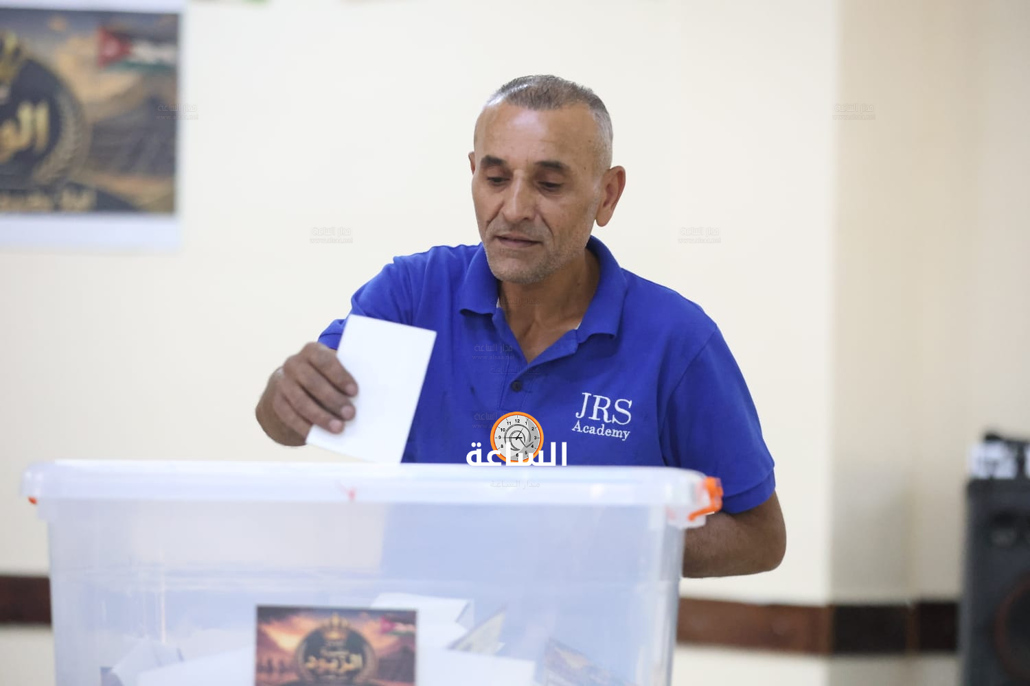 Madar Al-Saa Images 0.20011191373004622