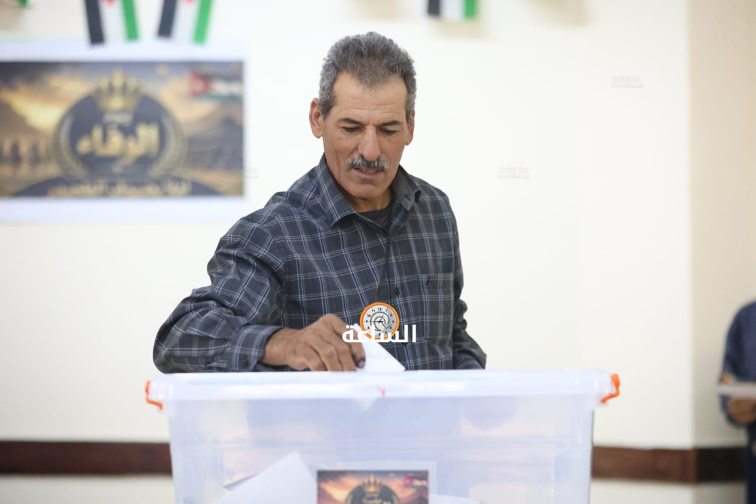 Madar Al-Saa Images 0.4924226094304196