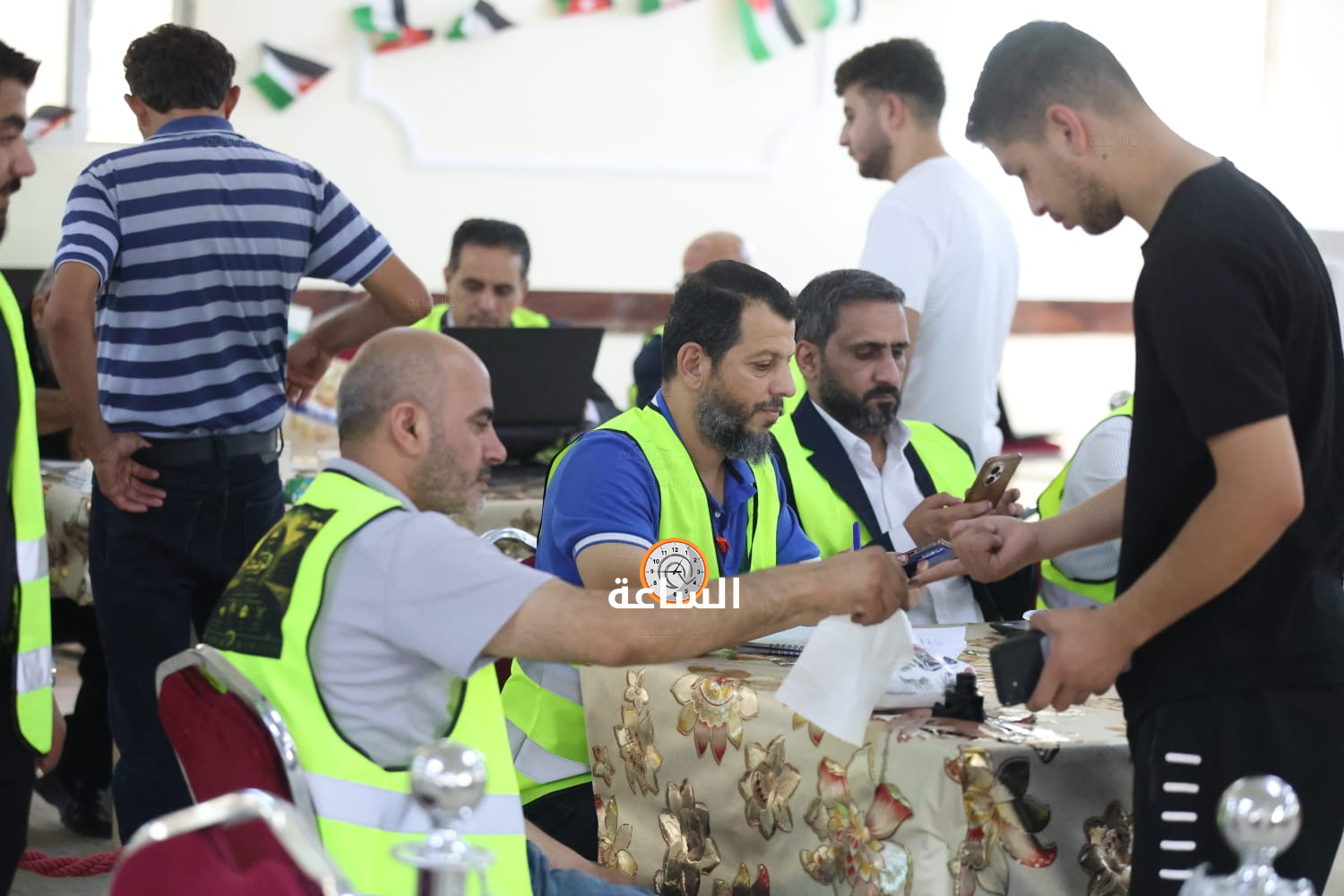 Madar Al-Saa Images 0.32315157439595366