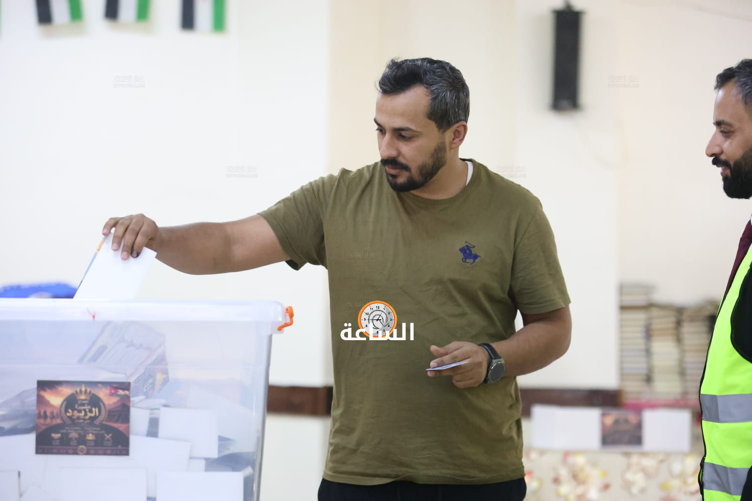 Madar Al-Saa Images 0.37608442562642974