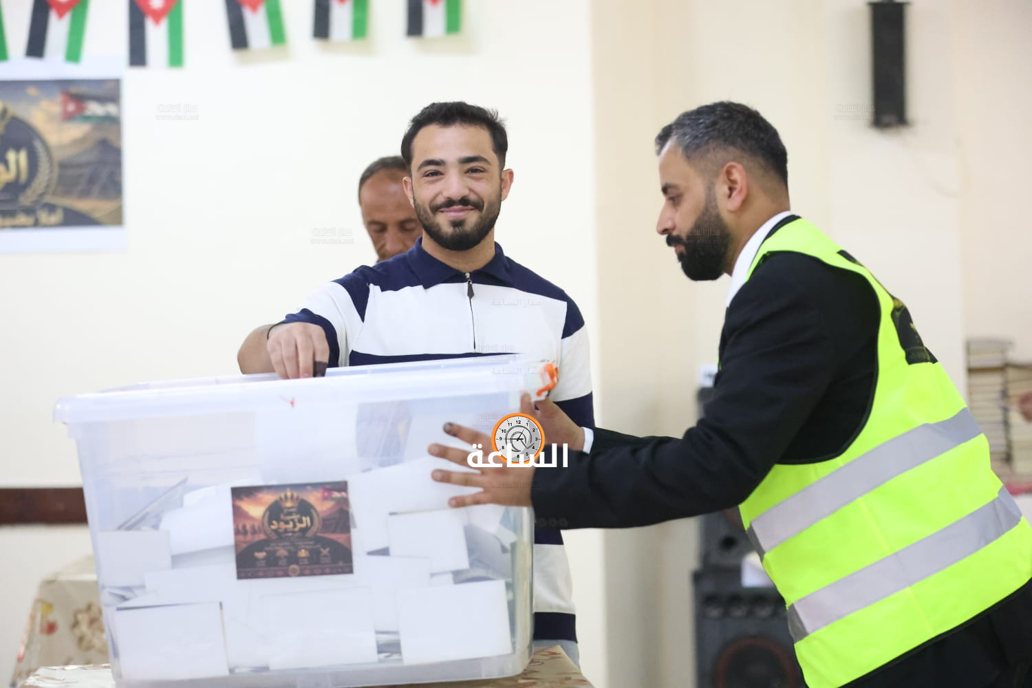 Madar Al-Saa Images 0.6037866593729477