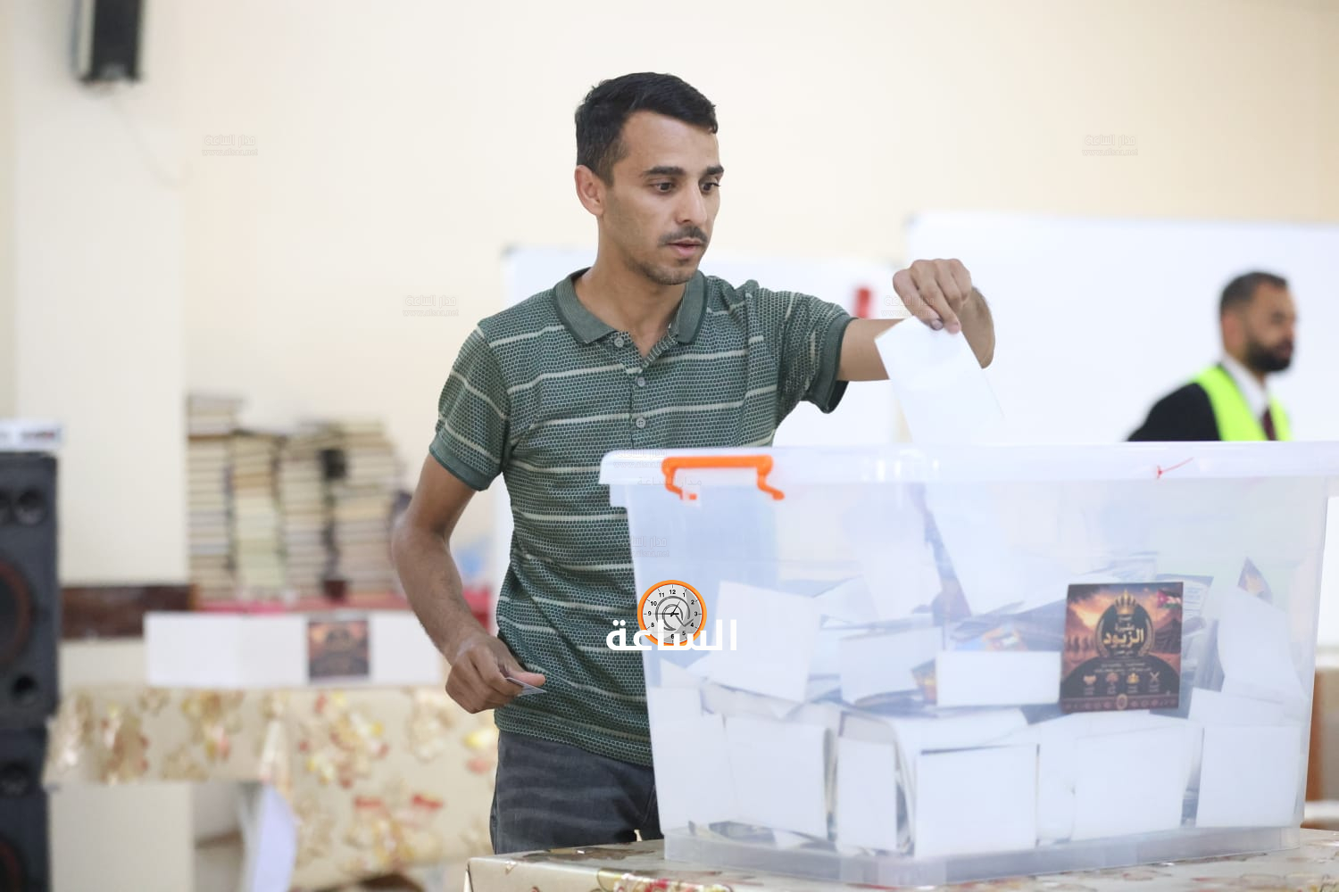 Madar Al-Saa Images 0.05696448303108548